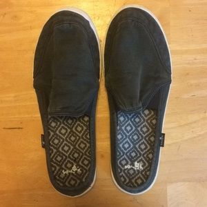 Sanuk Women's Dree me cruiser flat size 6